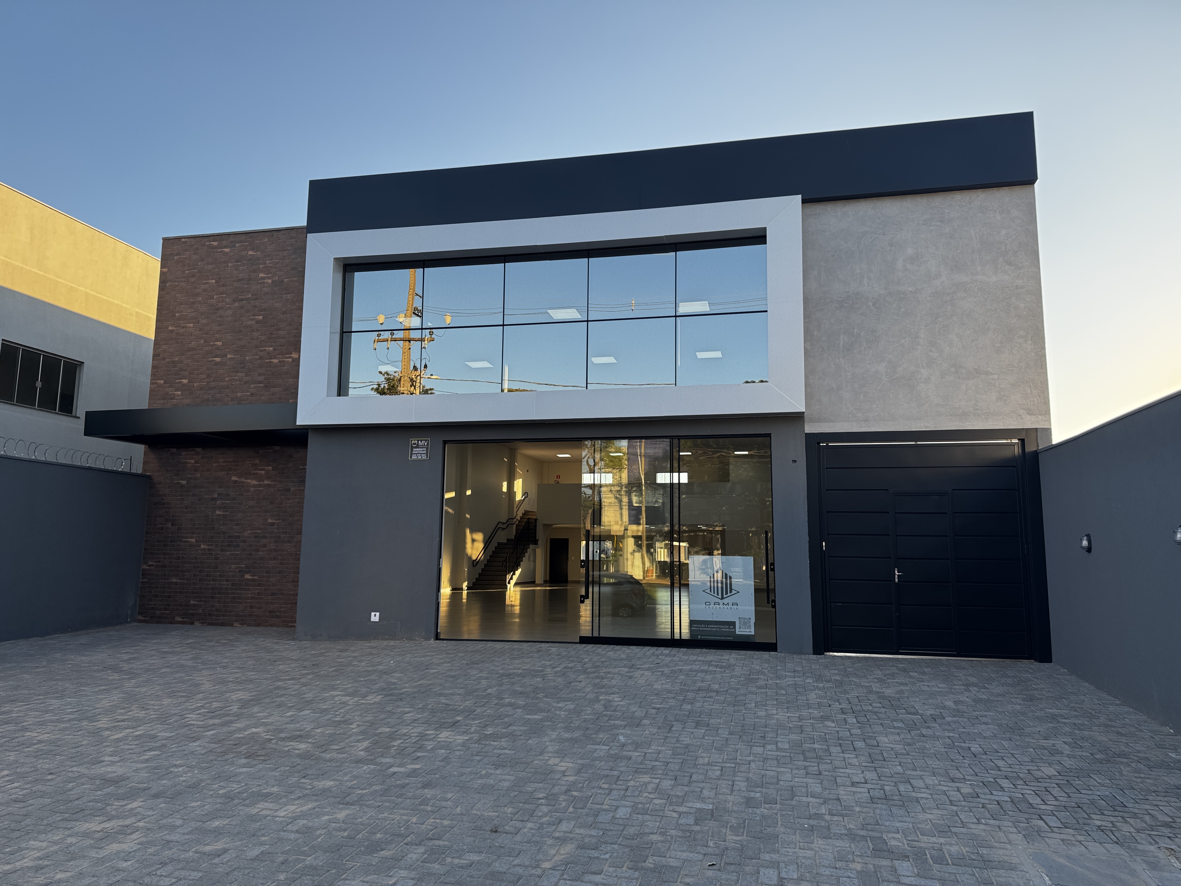 Salão Comercial Avenida Mandacaru